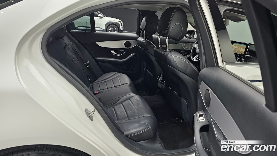 Mercedes-Benz C-Class 2017