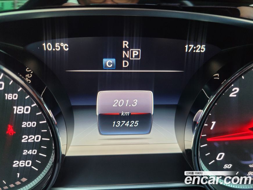 Mercedes-Benz E-Class 2017
