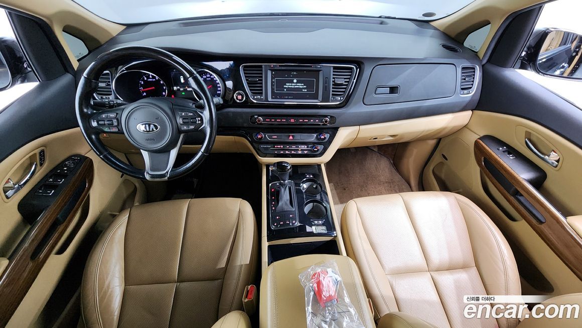 Kia Canival 2016