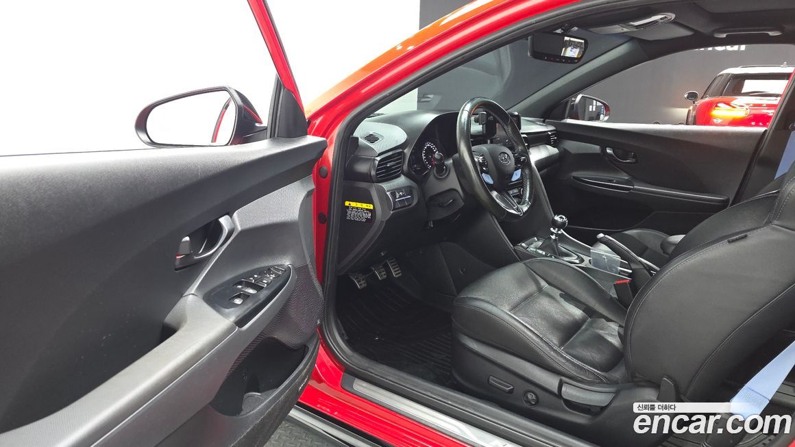 Hyundai Veloster 2020