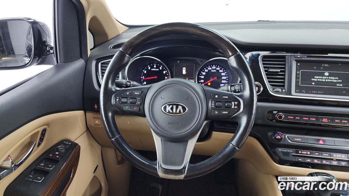 Kia Canival 2016