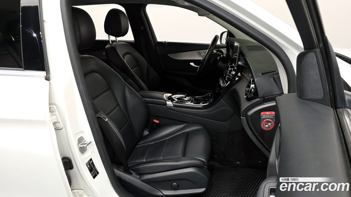 Mercedes-Benz GLC-Class 2016