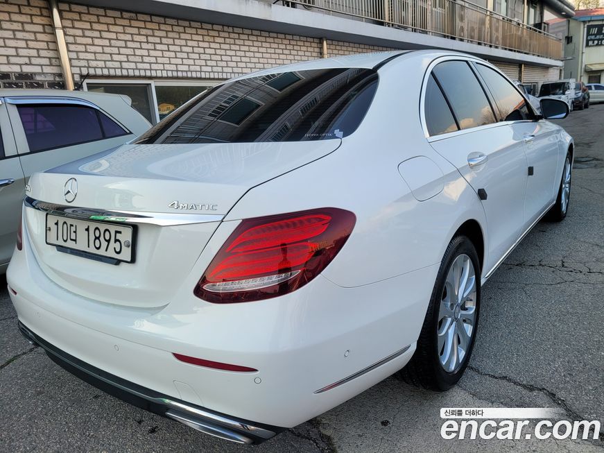 Mercedes-Benz E-Class 2017