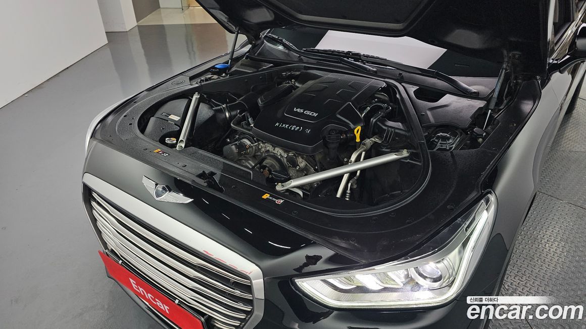 Genesis EQ900 2016