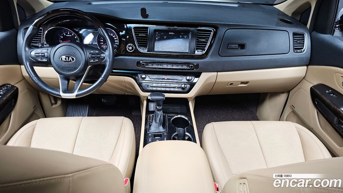 Kia Canival 2019