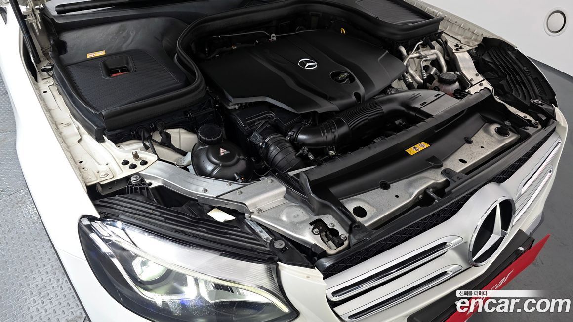 Mercedes-Benz GLC-Class 2016