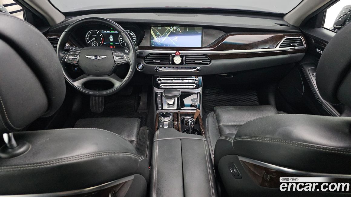 Genesis EQ900 2016