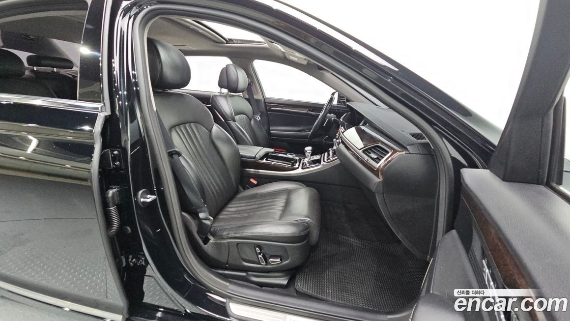 Genesis EQ900 2016