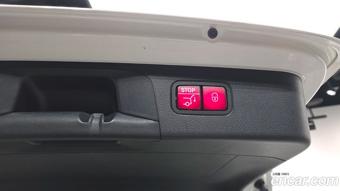 Mercedes-Benz GLC-Class 2016