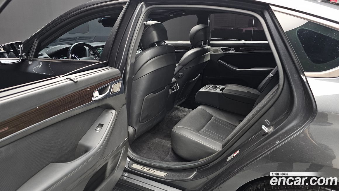 Genesis G80 2018