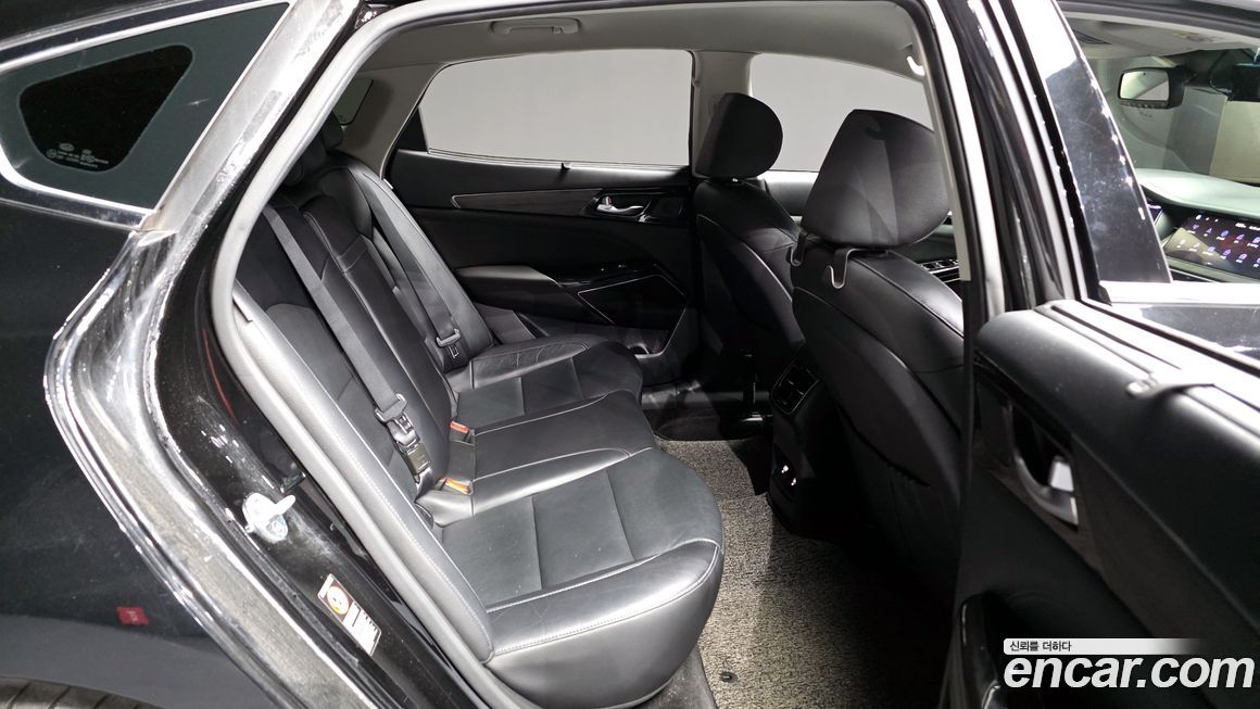 Kia K7 2021