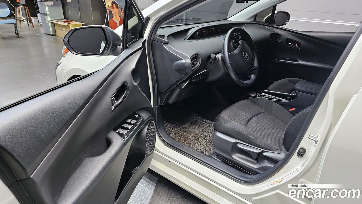 Toyota Prius 2019