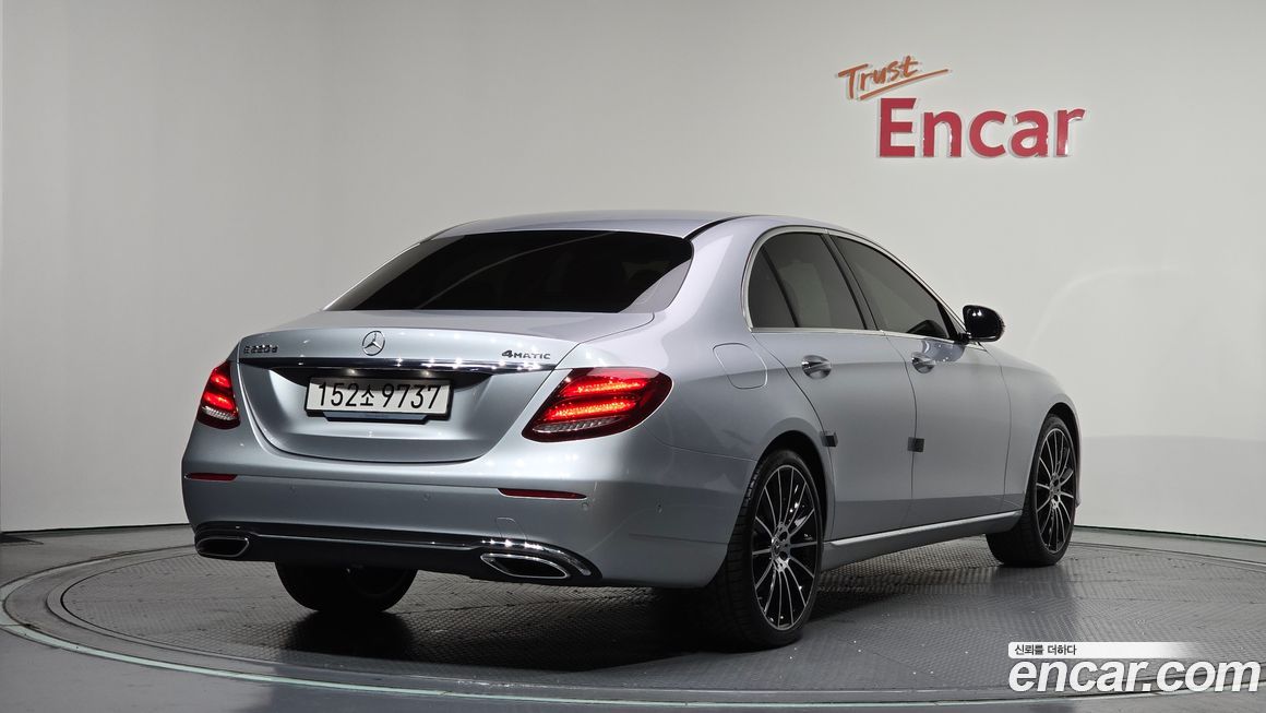 Mercedes-Benz E-Class 2017