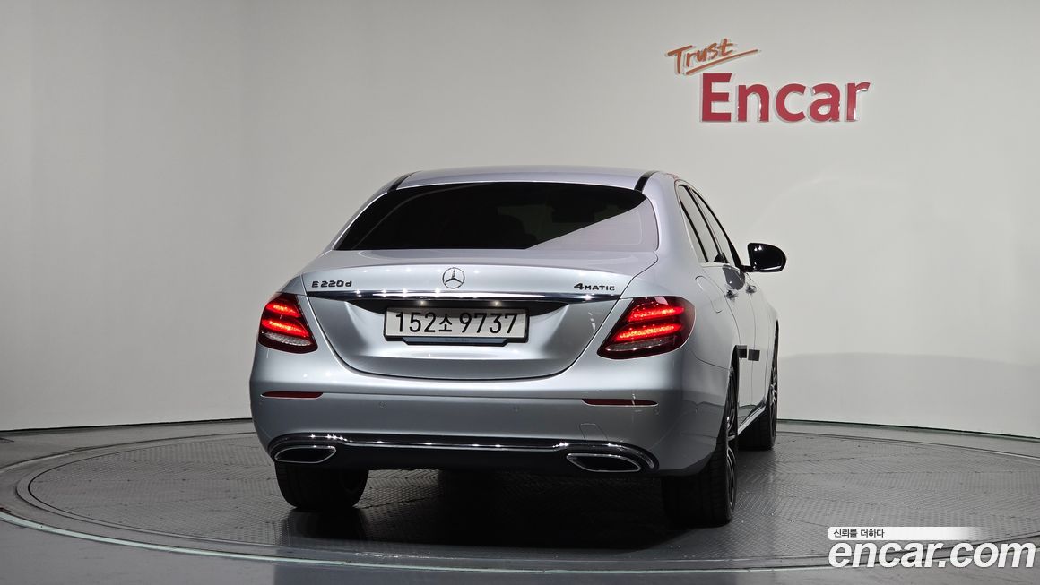 Mercedes-Benz E-Class 2017