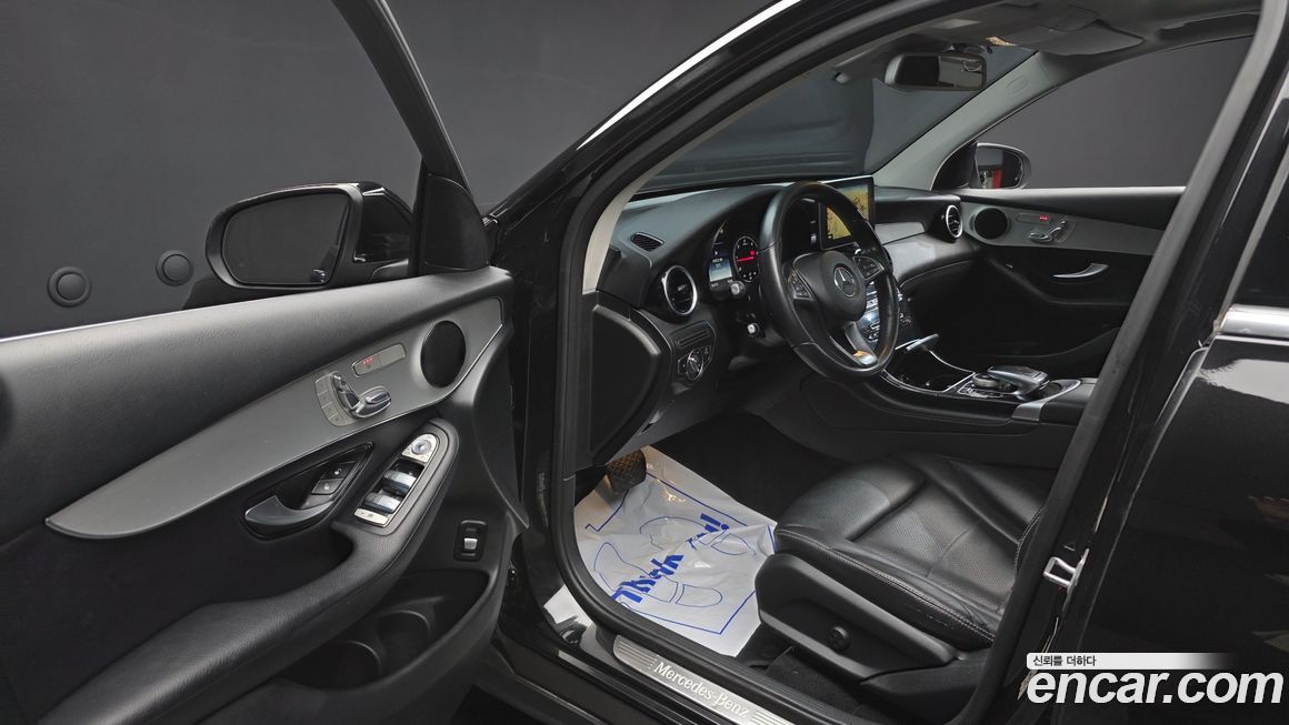 Mercedes-Benz GLC-Class 2017