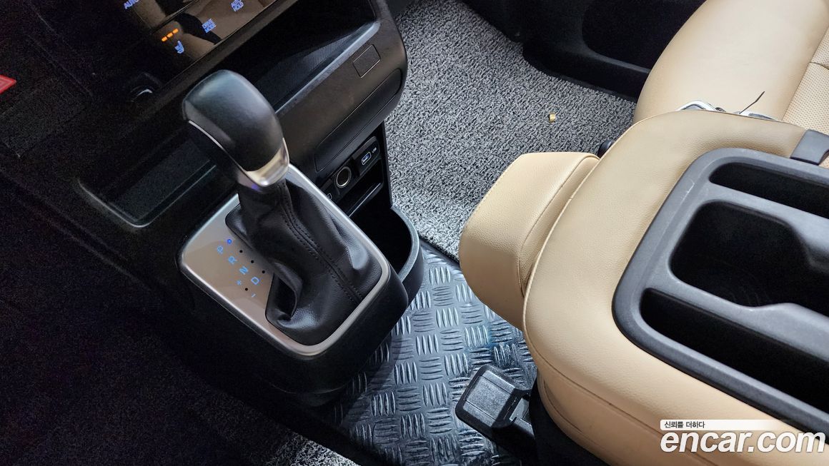 Hyundai Staria 2022