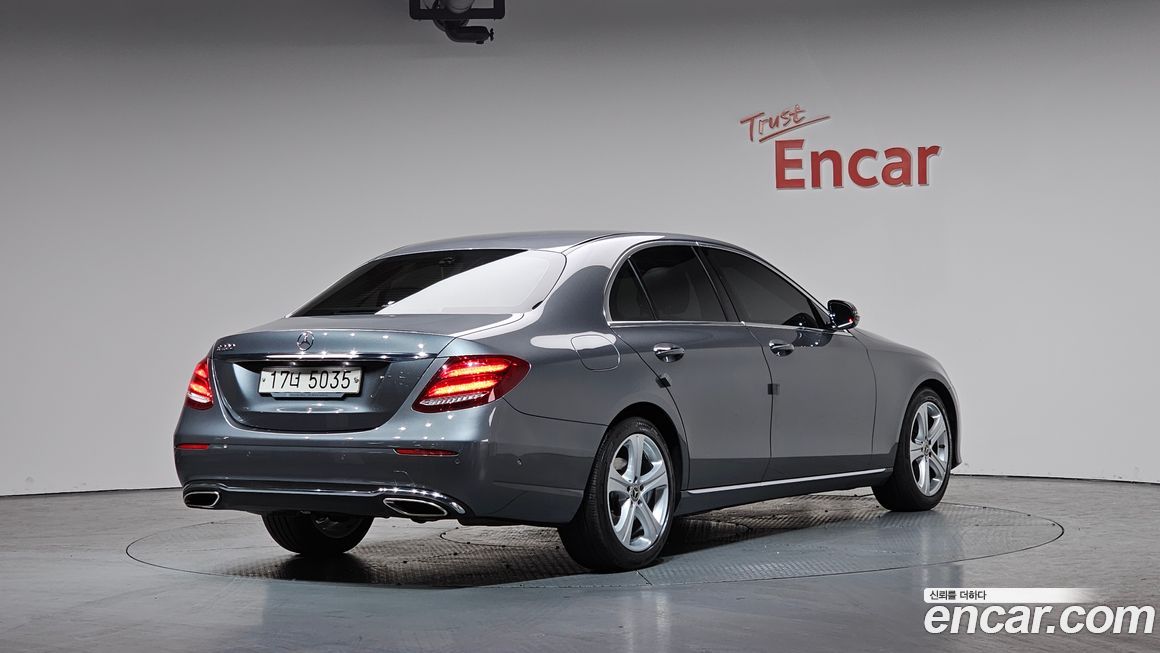 Mercedes-Benz E-Class 2018