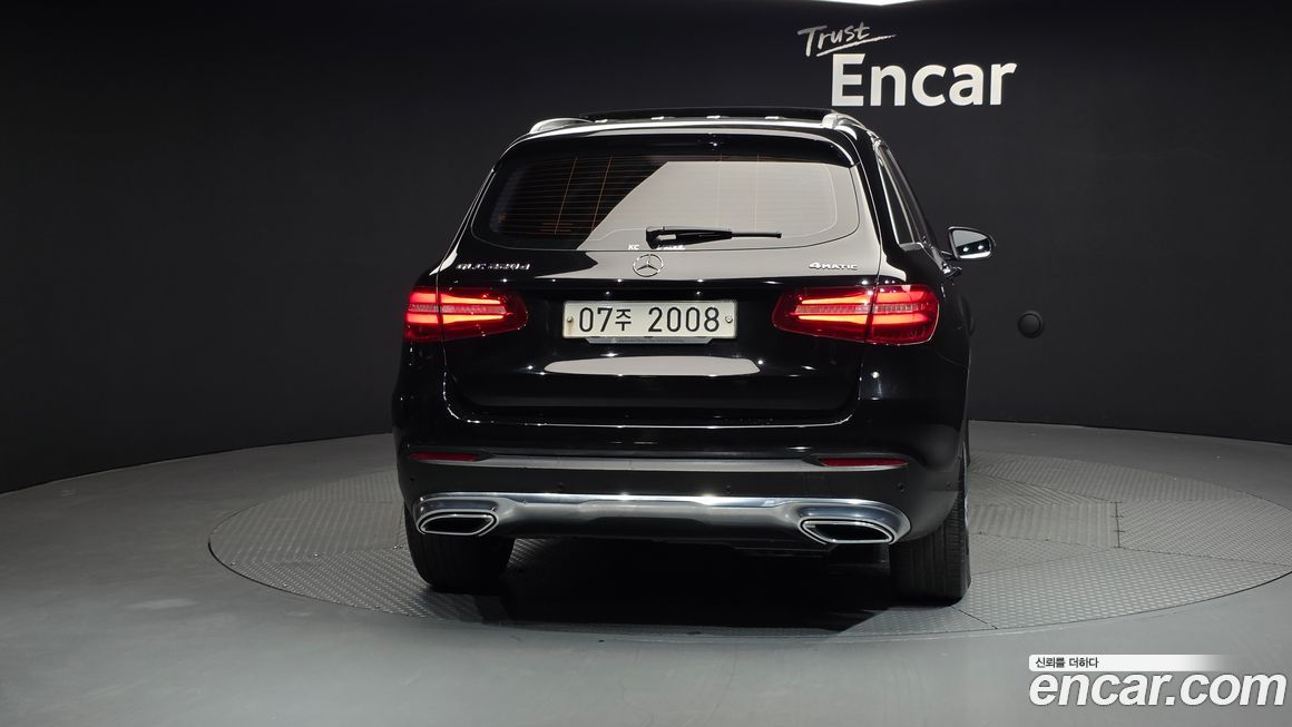Mercedes-Benz GLC-Class 2017