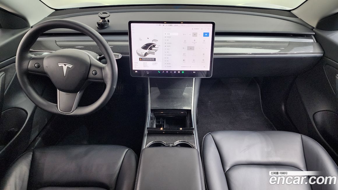 Tesla Model 3 2020