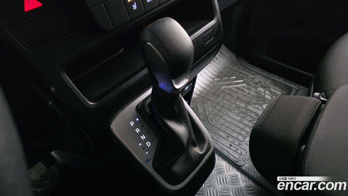 Hyundai Staria 2023