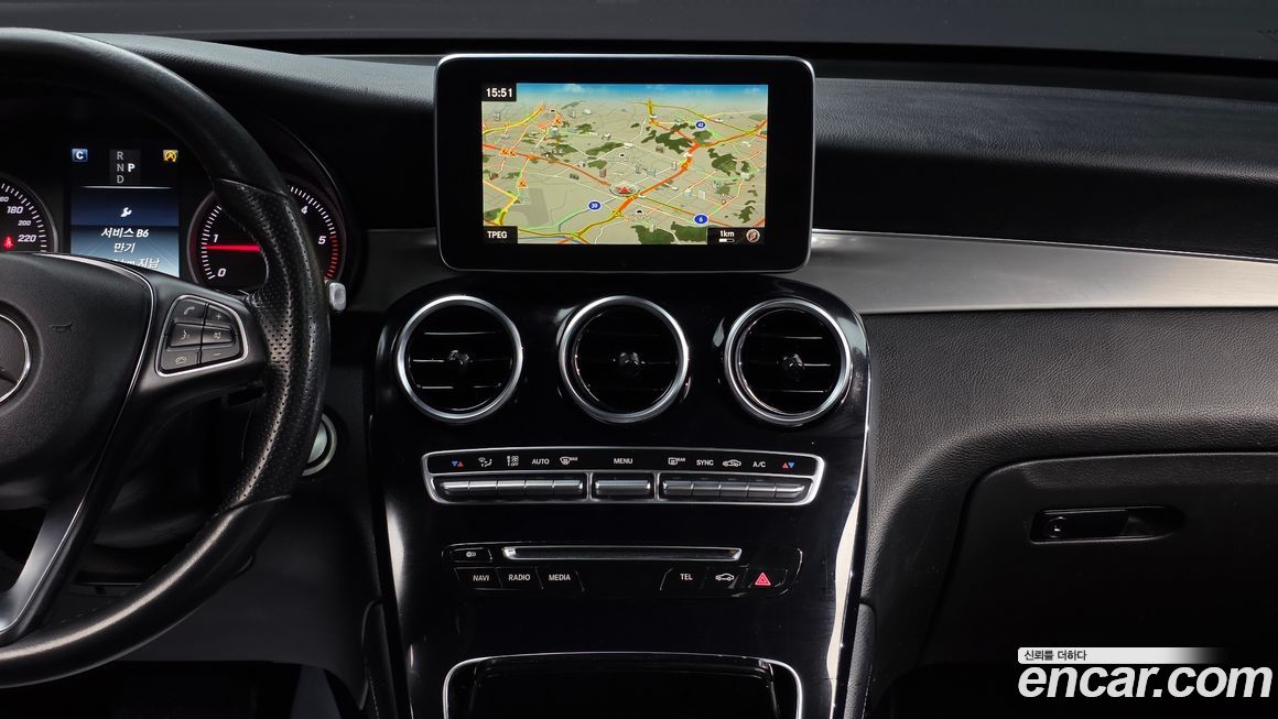 Mercedes-Benz GLC-Class 2017