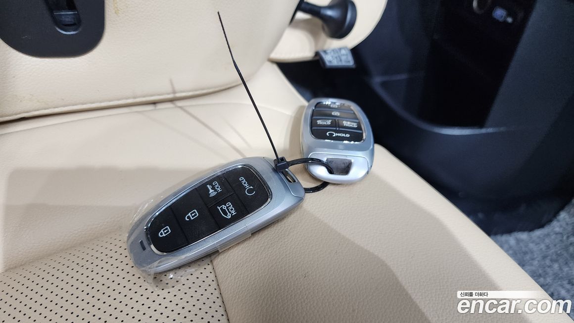 Hyundai Staria 2022