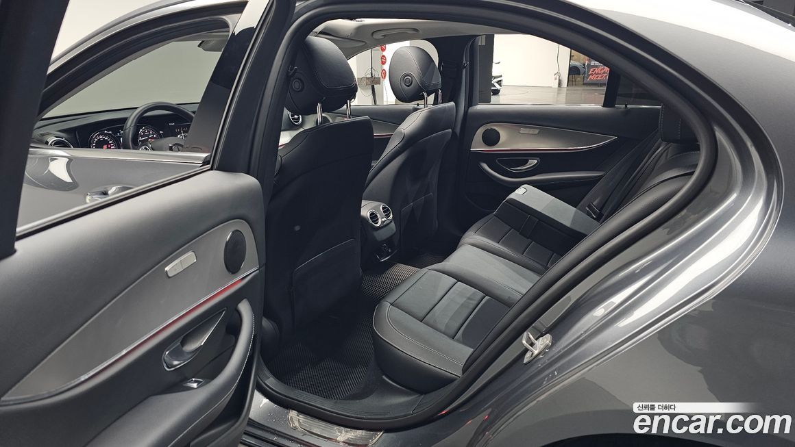 Mercedes-Benz E-Class 2018