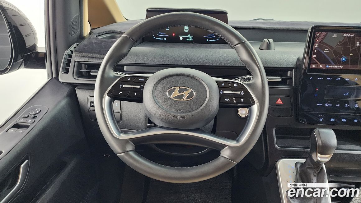 Hyundai Staria 2022