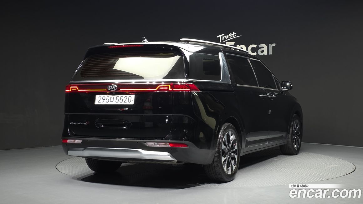 Kia Canival 2021