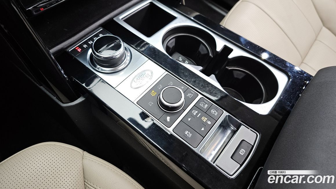 Land Rover Discovery 2018
