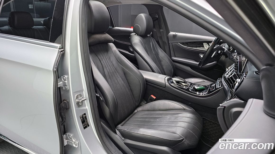 Mercedes-Benz E-Class 2017