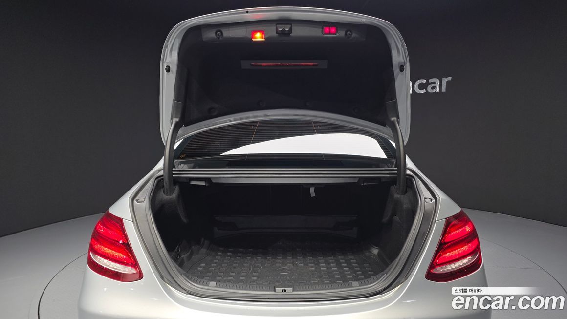 Mercedes-Benz E-Class 2017