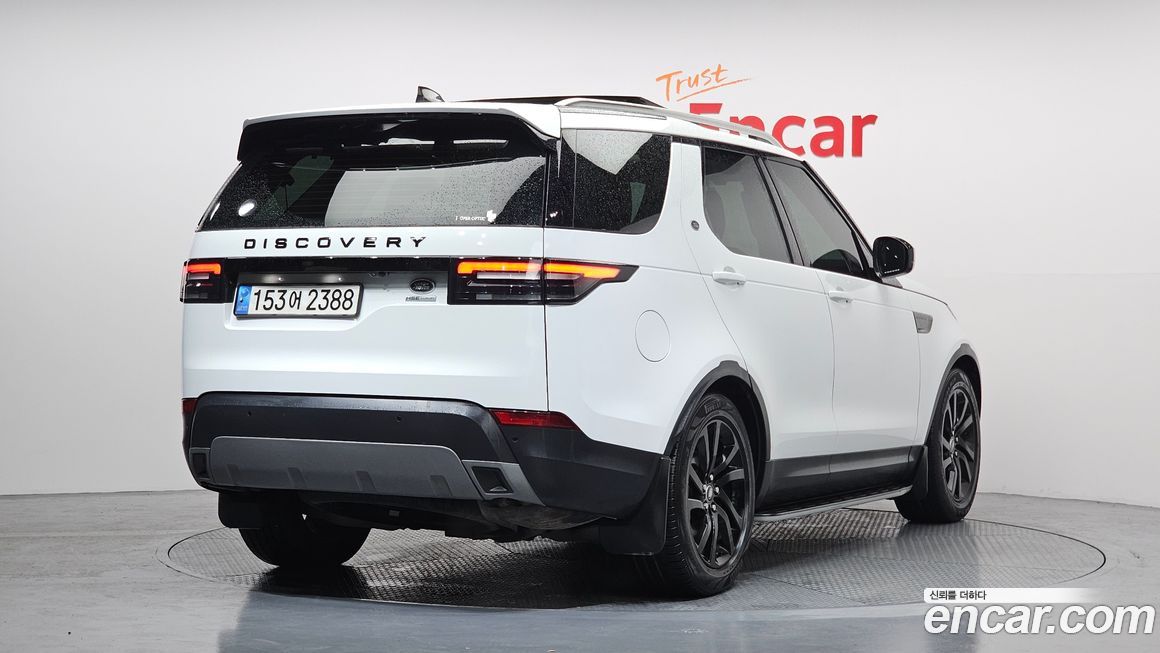 Land Rover Discovery 2018