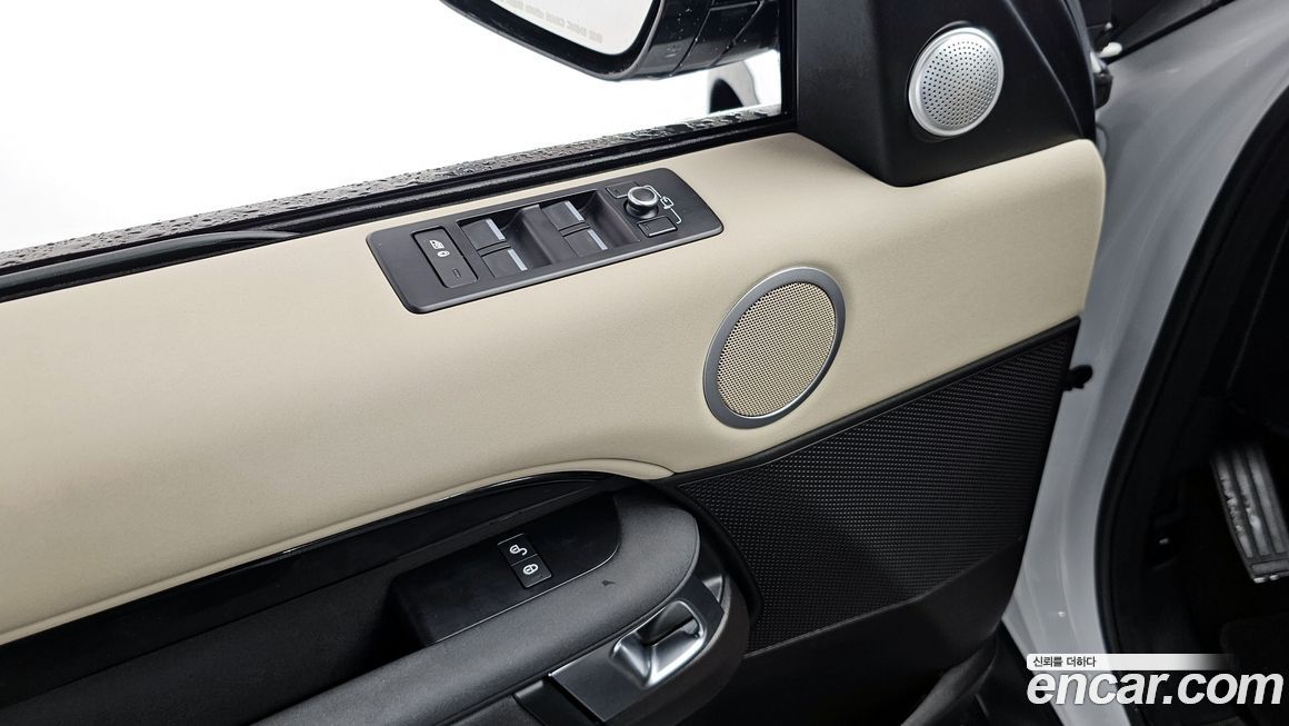 Land Rover Discovery 2018