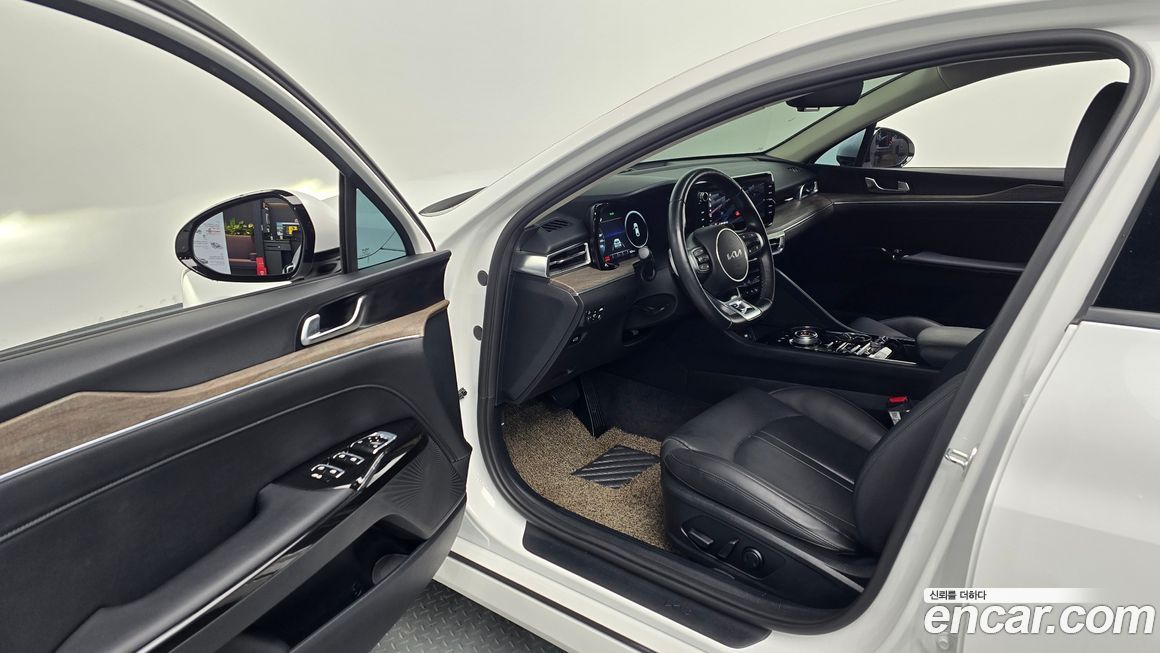 Kia K5 2023