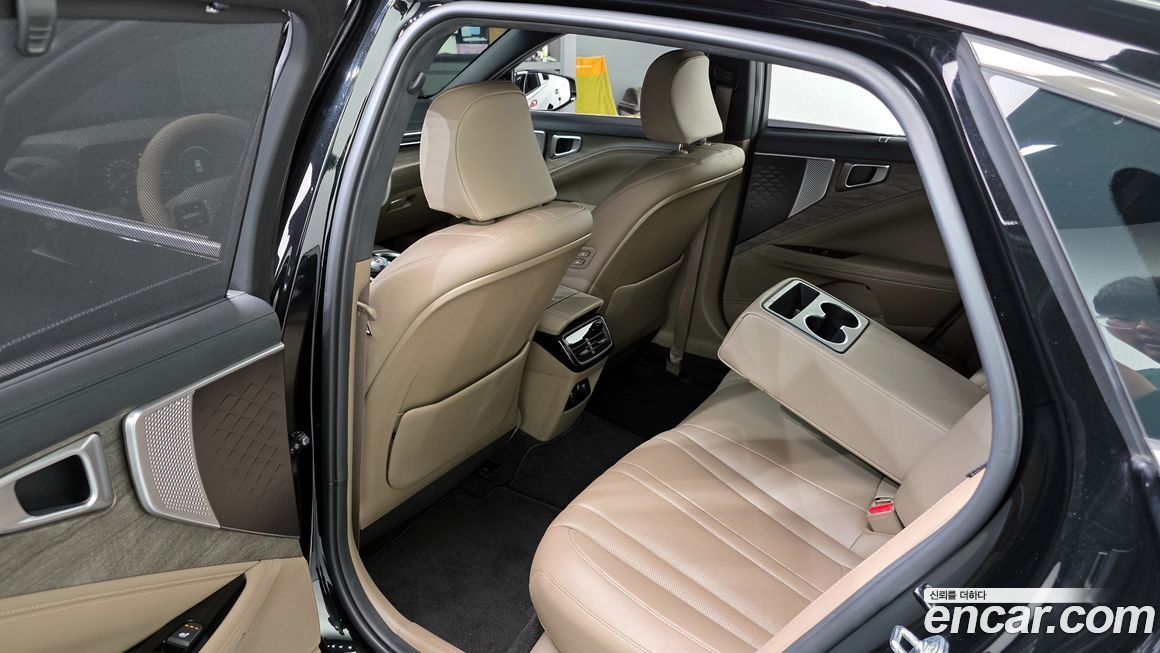 Kia K8 2023