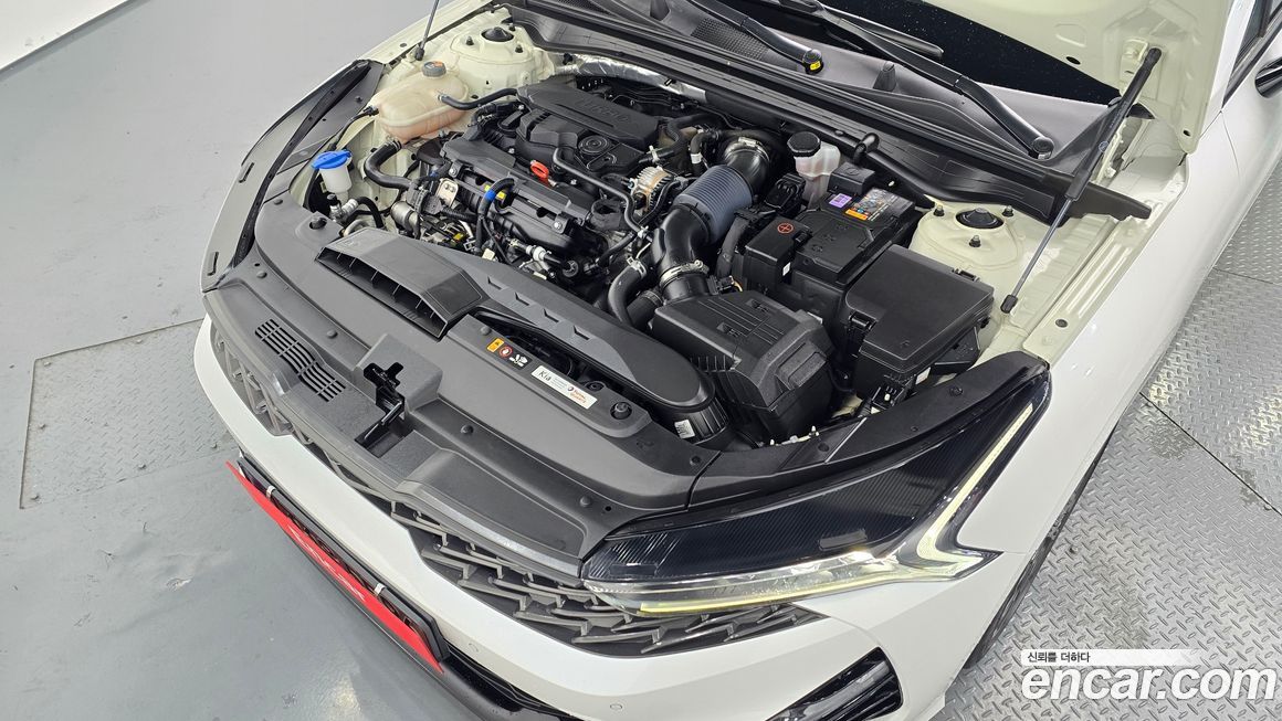 Kia K5 2023