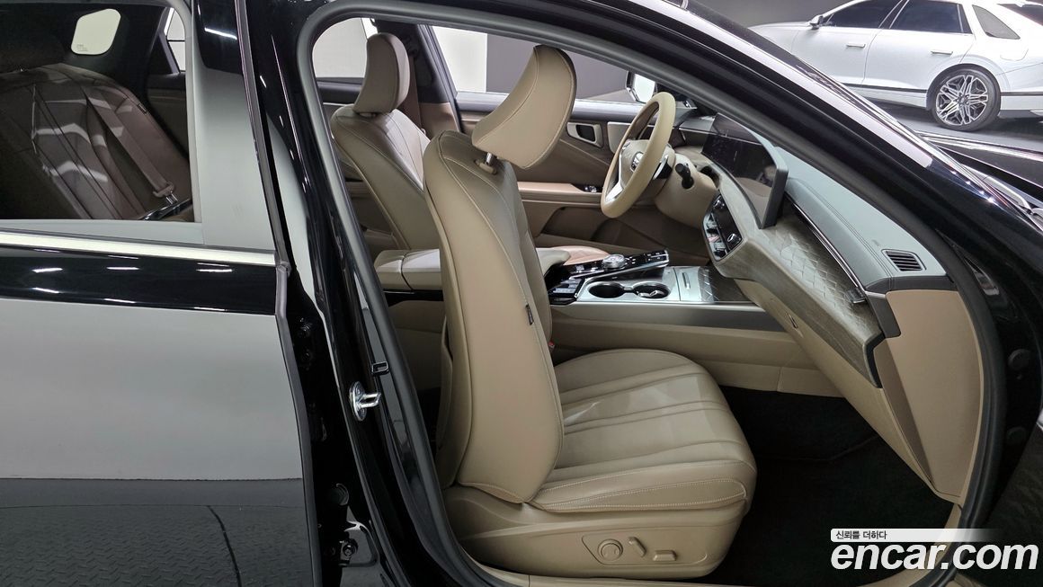 Kia K8 2023