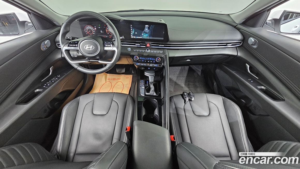Hyundai AVANTE 2025