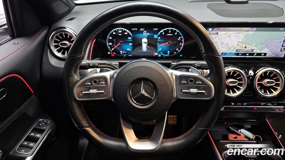 Mercedes-Benz GLB-Class 2021