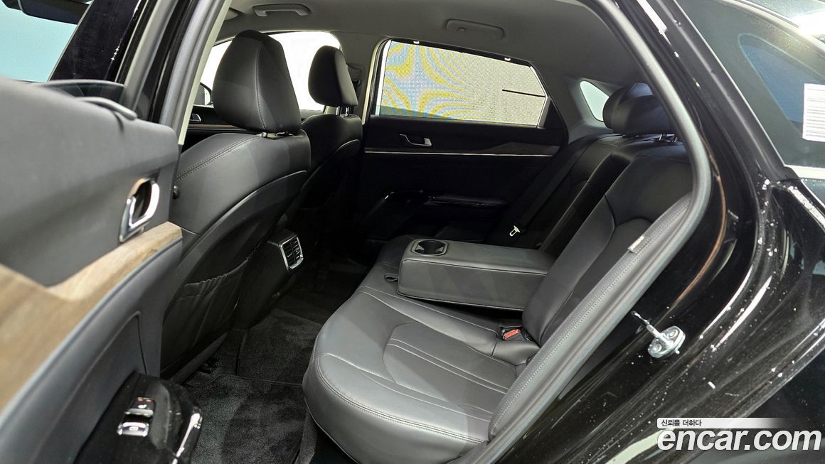 Kia K5 2023