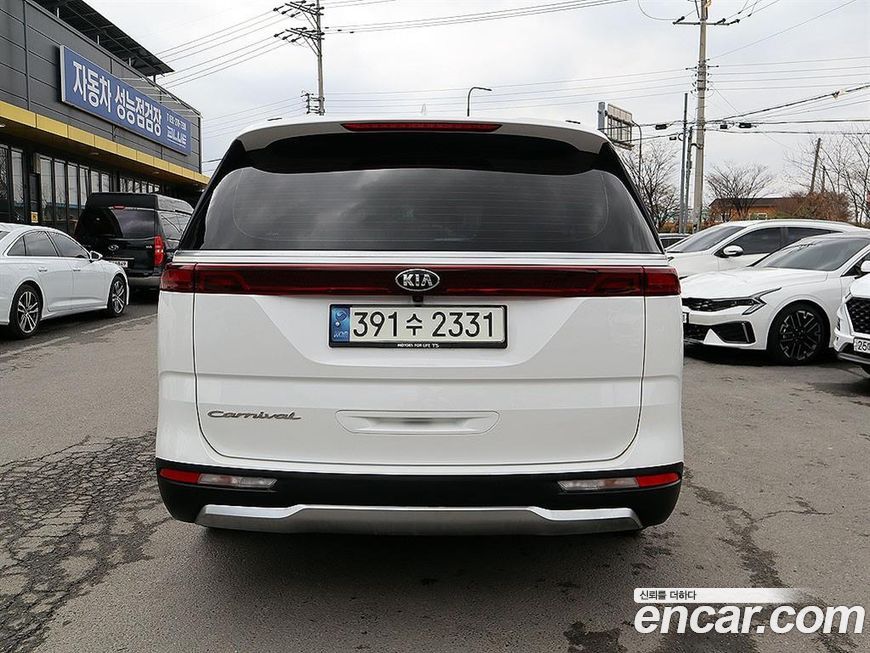 Kia Canival 2021