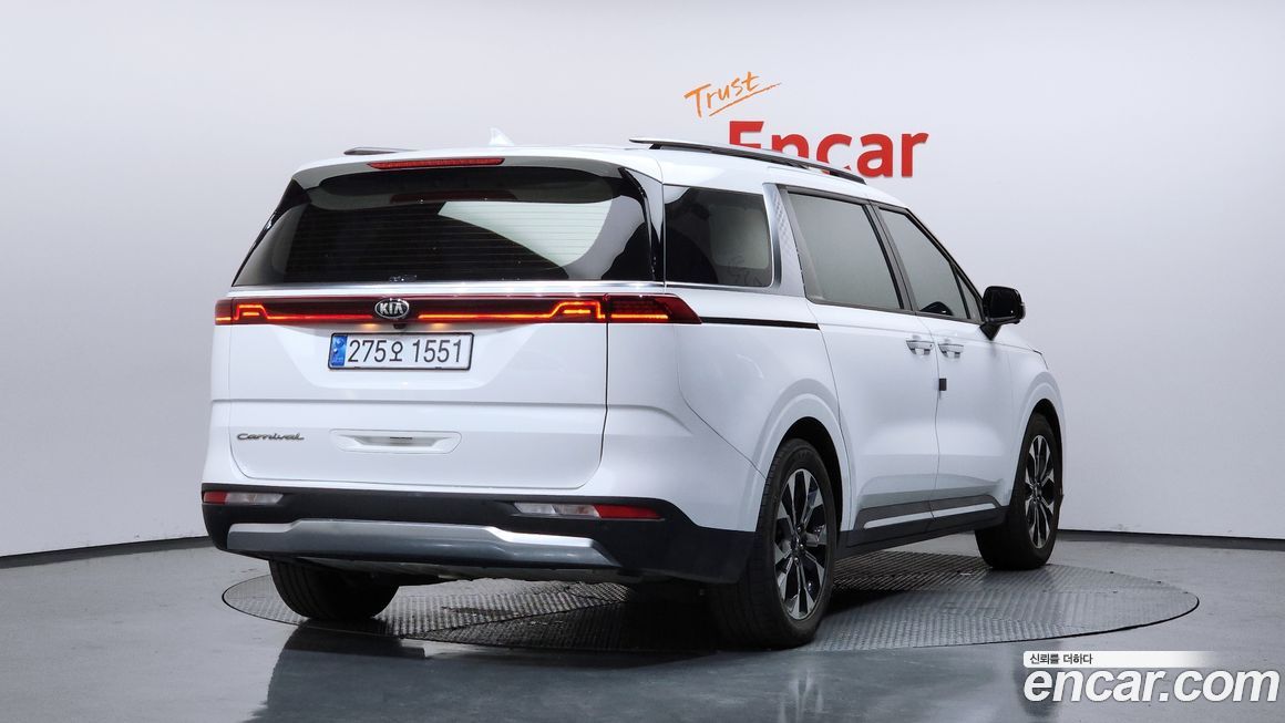 Kia Canival 2021