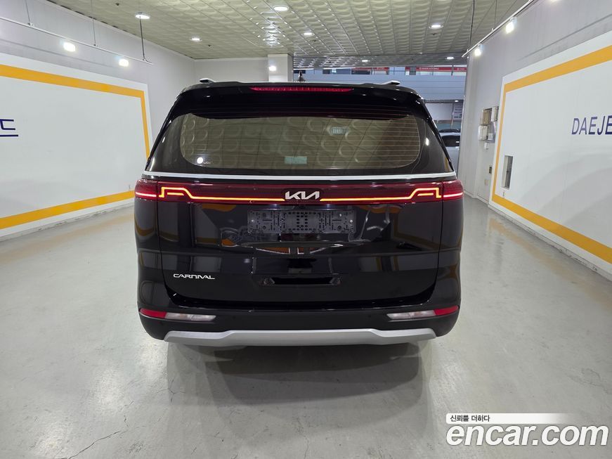 Kia Canival 2023