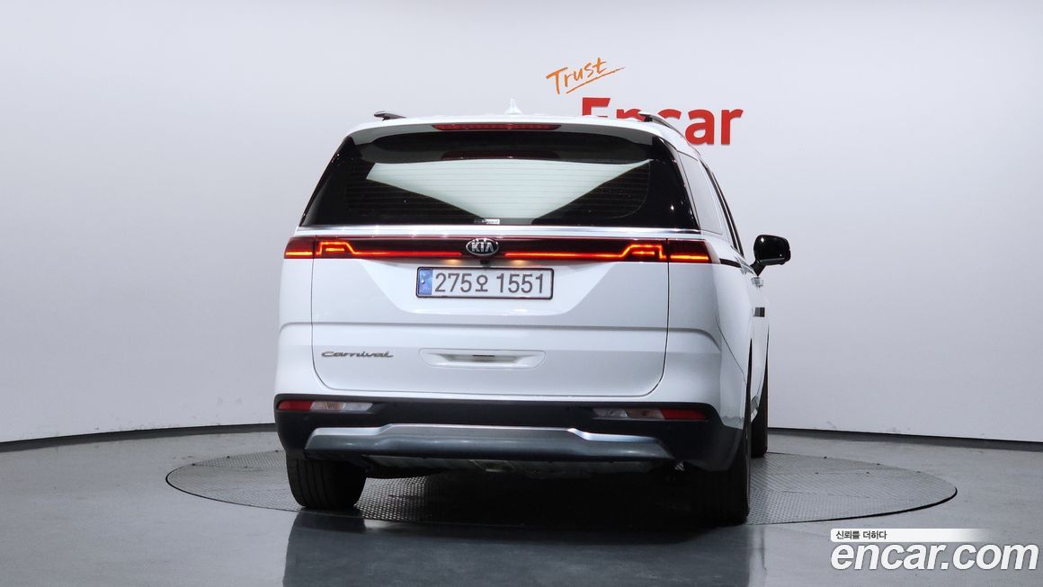 Kia Canival 2021
