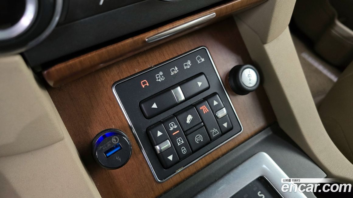 Land Rover Discovery 2016