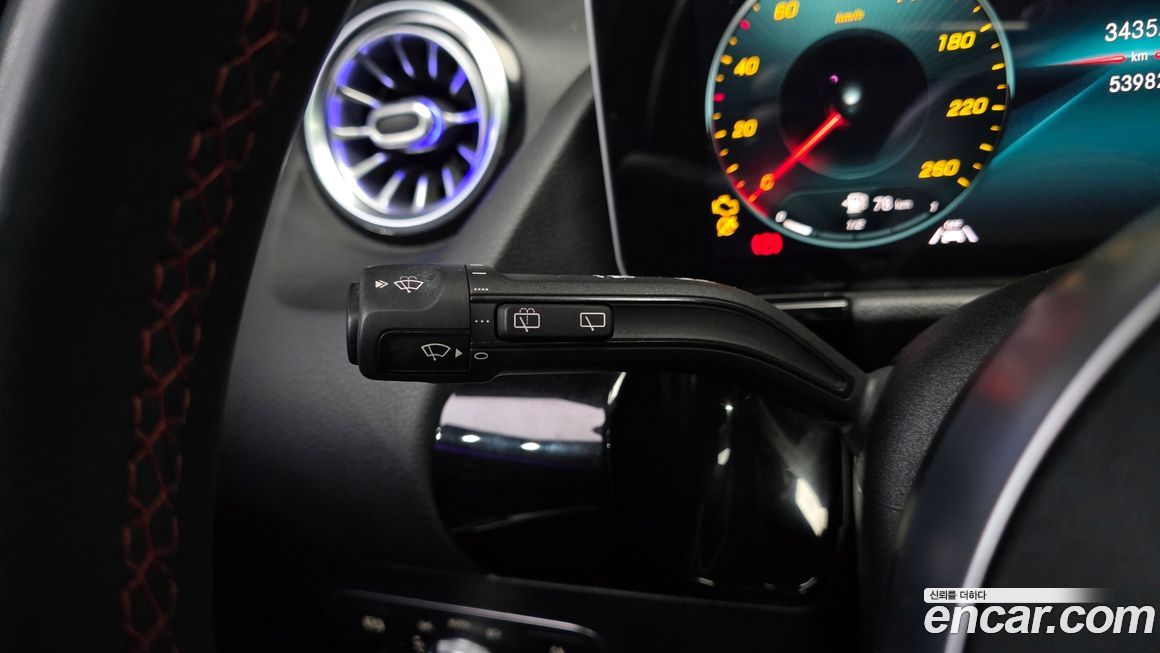 Mercedes-Benz GLA-Class 2020