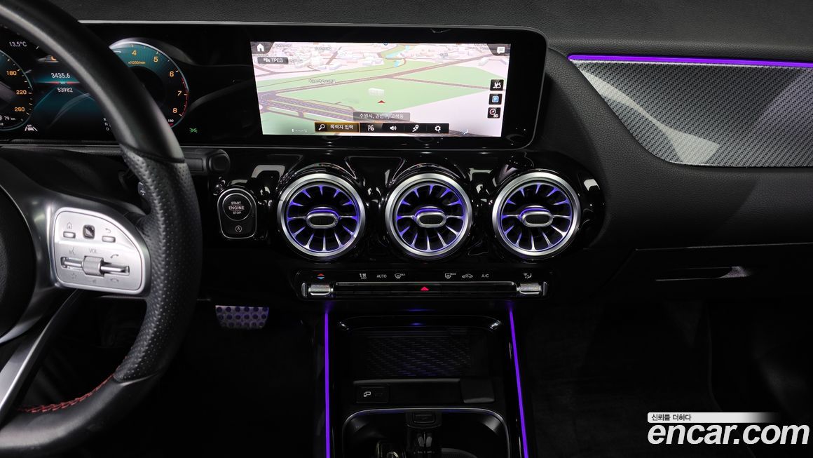 Mercedes-Benz GLA-Class 2020