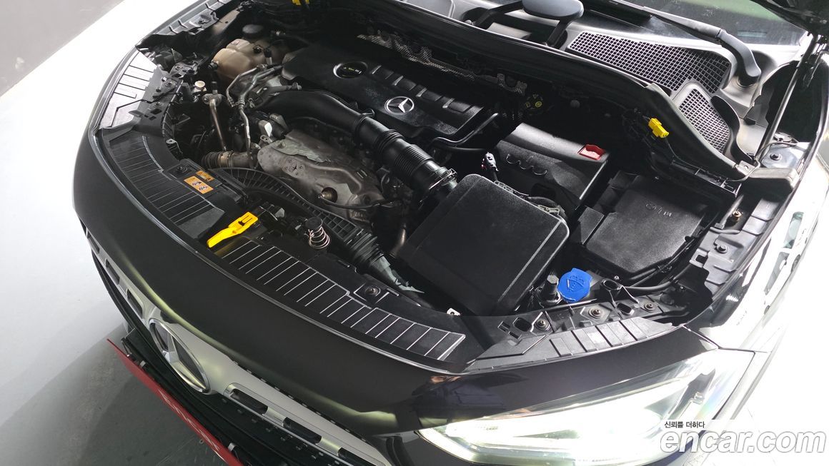 Mercedes-Benz GLA-Class 2020