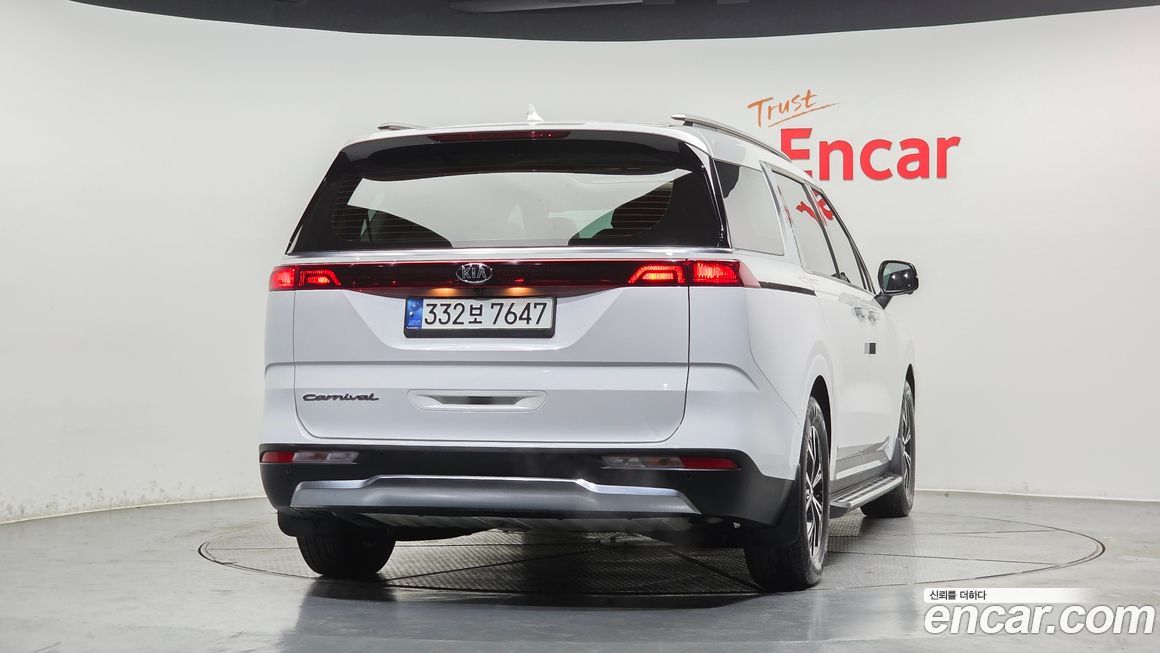 Kia Canival 2021